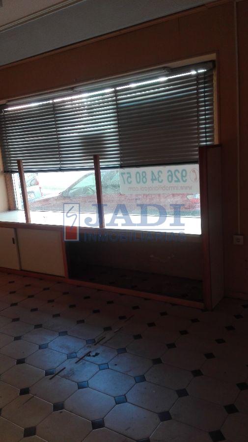 Alquiler de local comercial en Valdepeñas