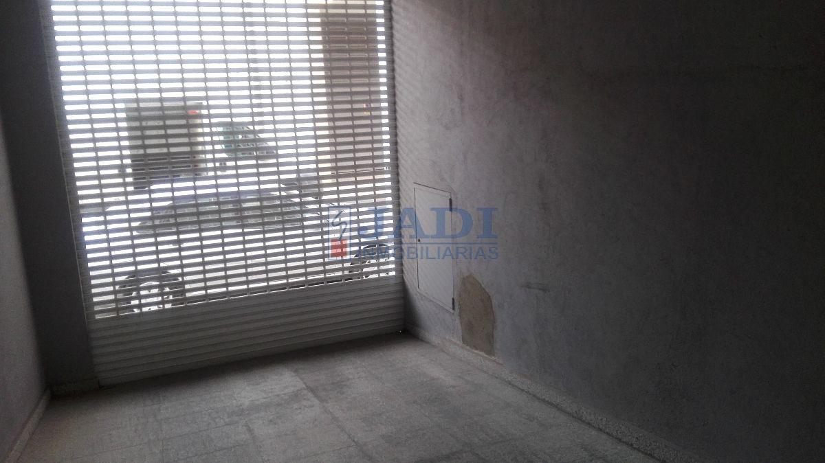 For rent of commercial in Valdepeñas