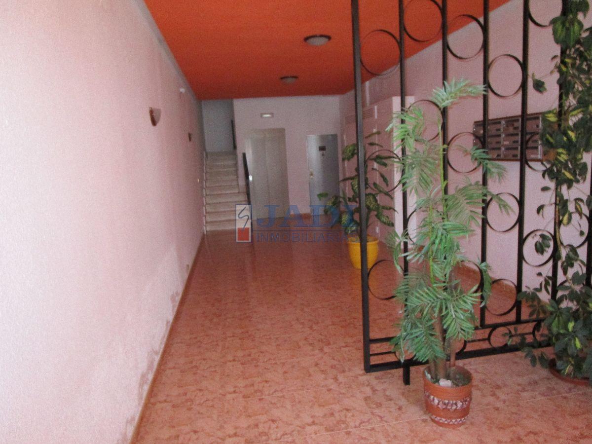 For sale of flat in Almuradiel