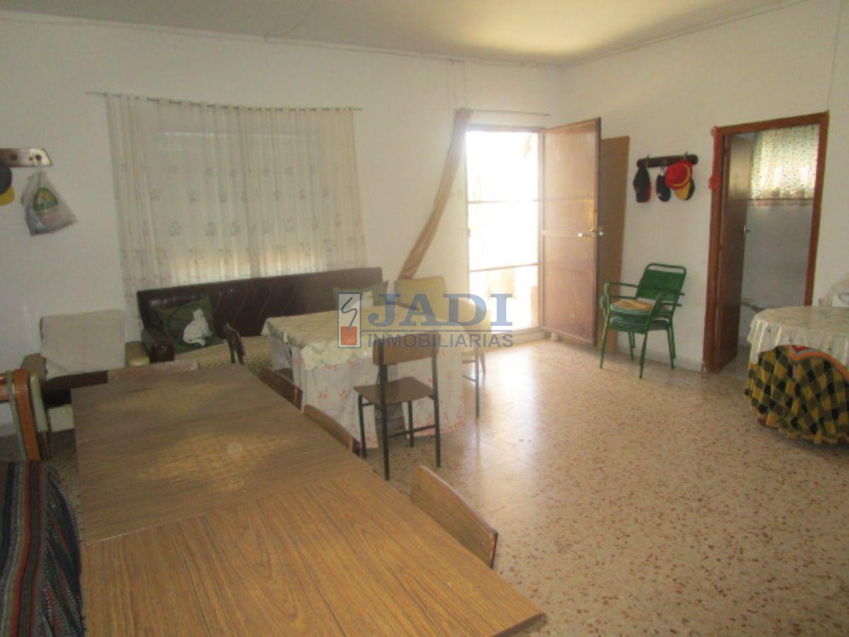 For sale of house in Torrenueva