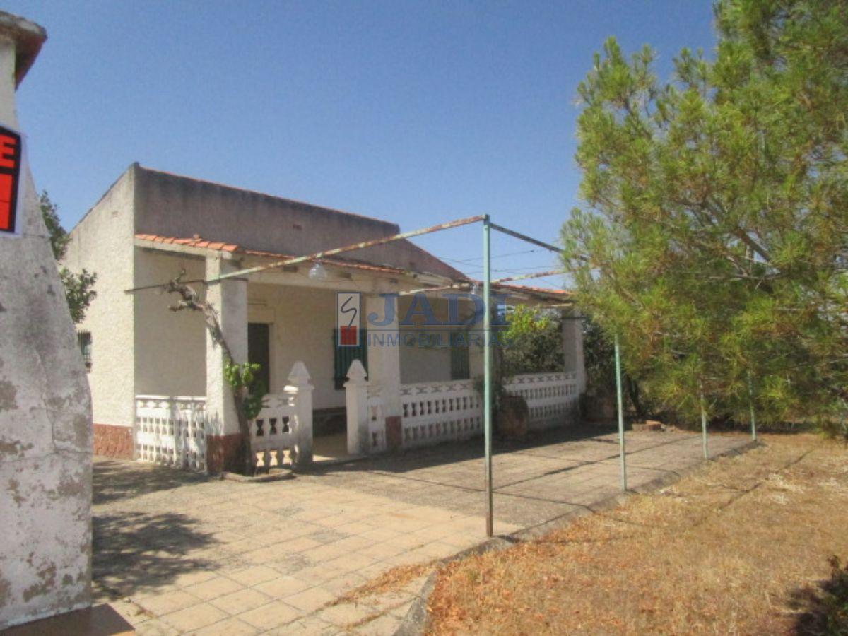 For sale of house in Torrenueva