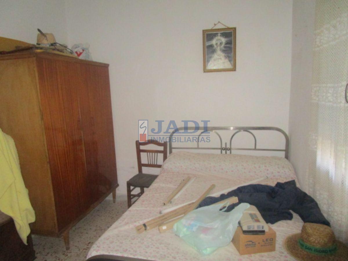 For sale of house in Torrenueva