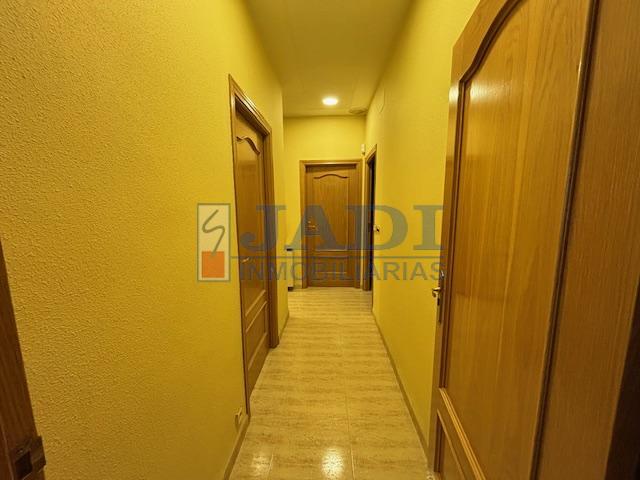 Venta de nave en Valdepeñas