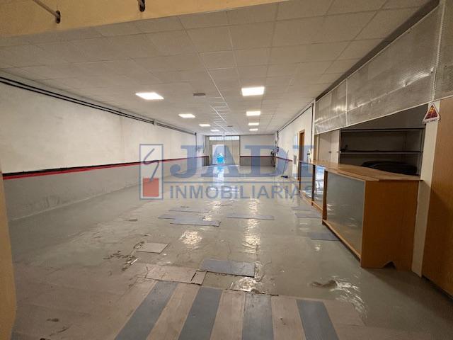 Venta de nave en Valdepeñas