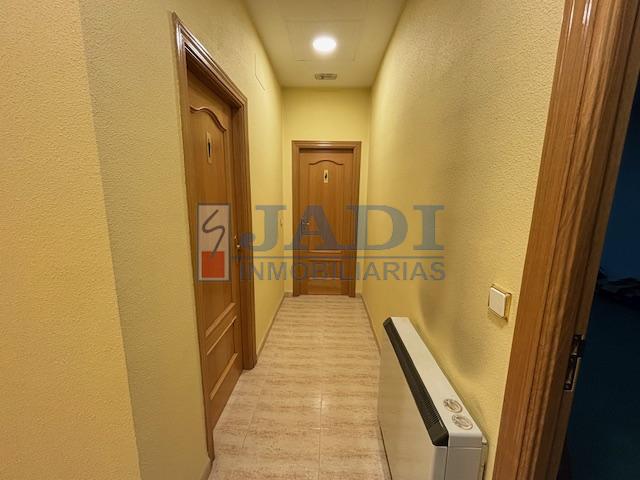 Venta de nave en Valdepeñas