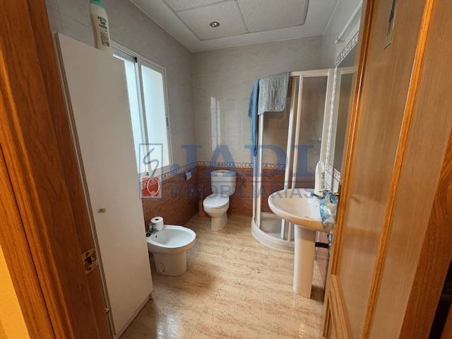 Venta de nave en Valdepeñas