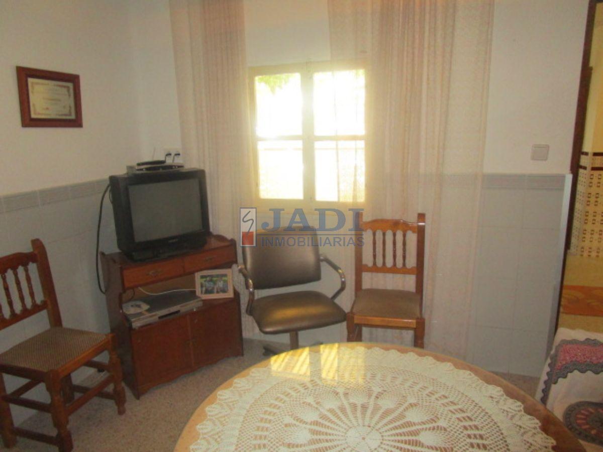 For sale of house in Valdepeñas