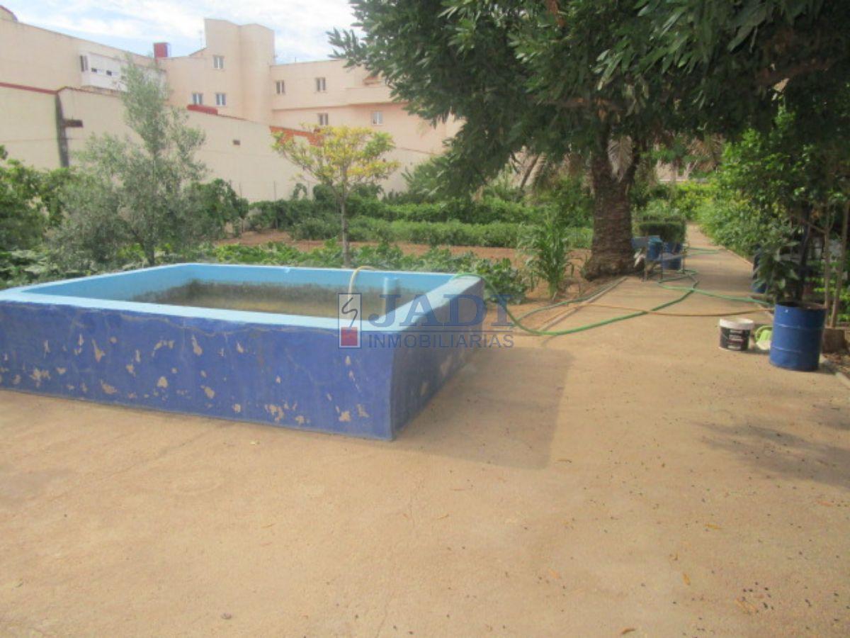 For sale of house in Valdepeñas