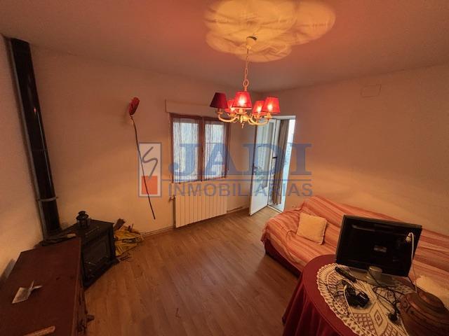 Venta de casa en Valdepeñas