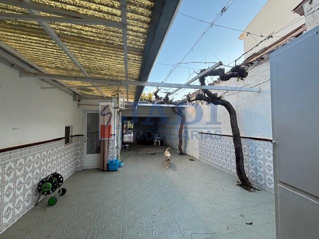 Venta de casa en Valdepeñas