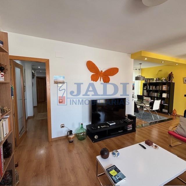 For sale of penthouse in Valdepeñas