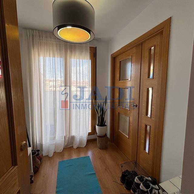 For sale of penthouse in Valdepeñas