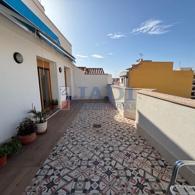 For sale of penthouse in Valdepeñas