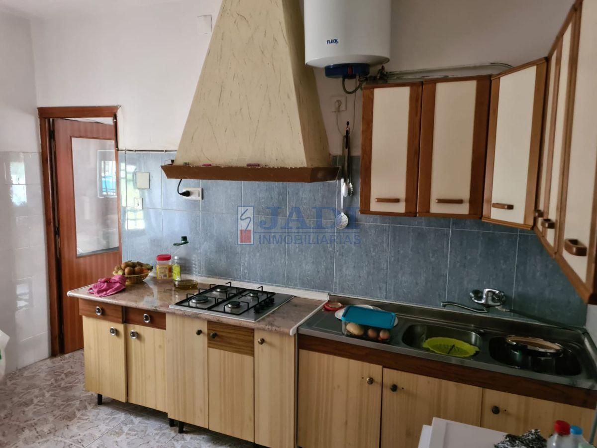 For sale of house in Valdepeñas