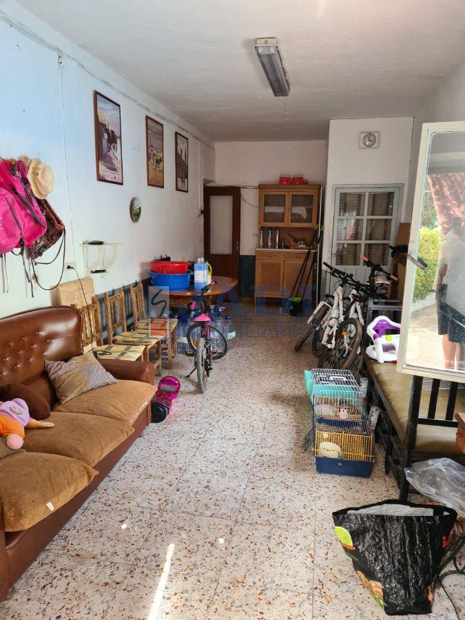 Venta de casa en Valdepeñas