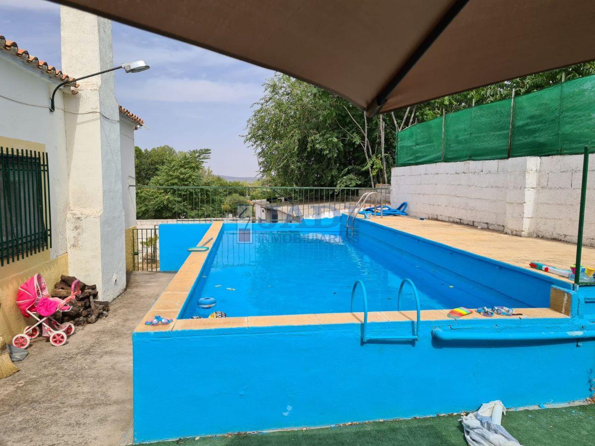 For sale of house in Valdepeñas