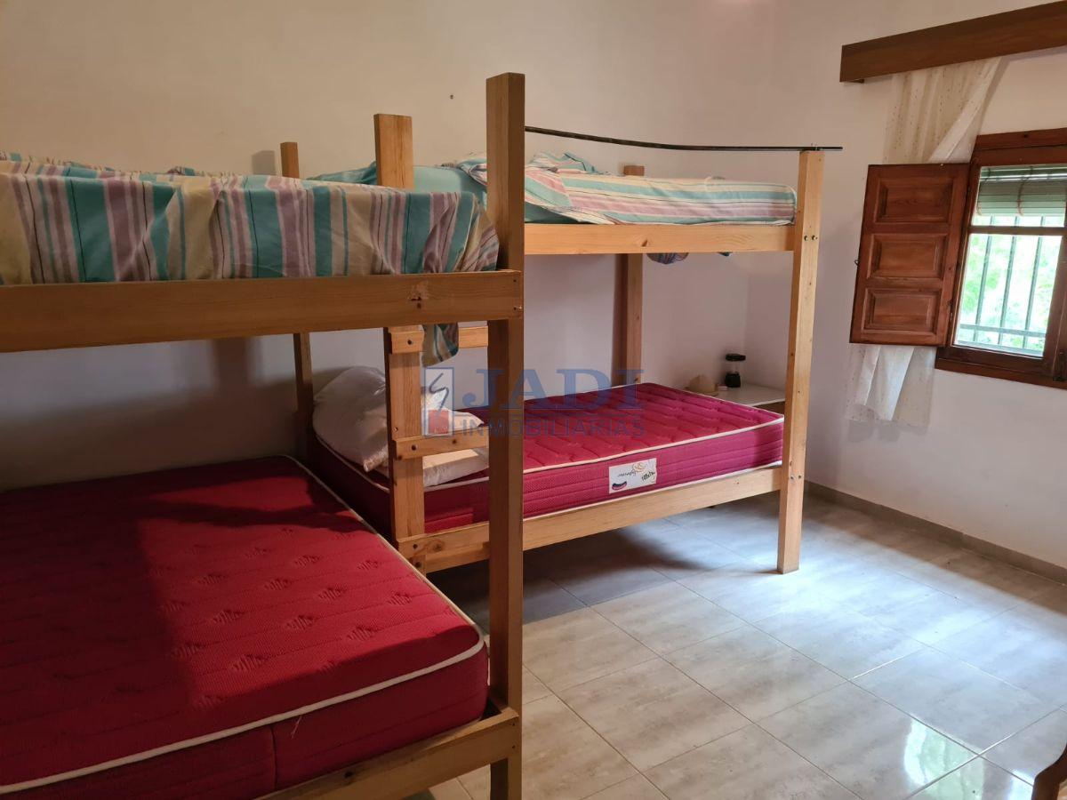 For sale of house in Valdepeñas