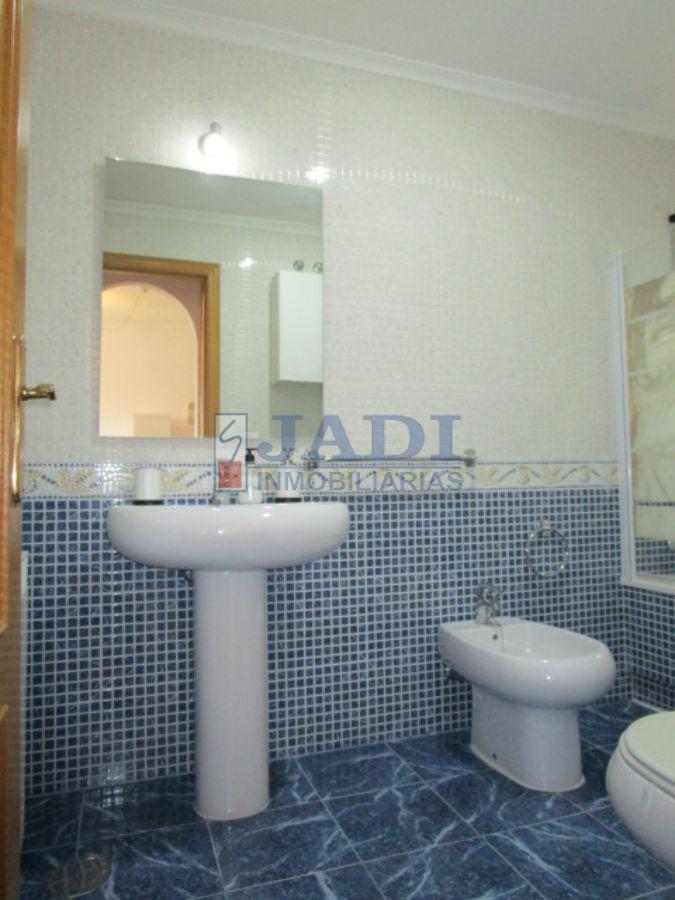 Alquiler de Ático en Valdepeñas