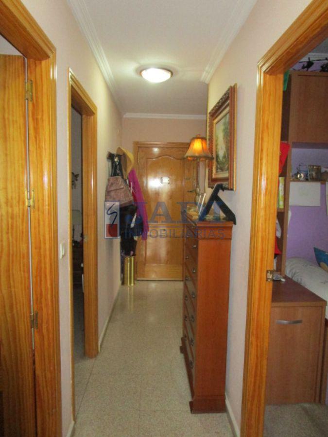 For sale of flat in Valdepeñas