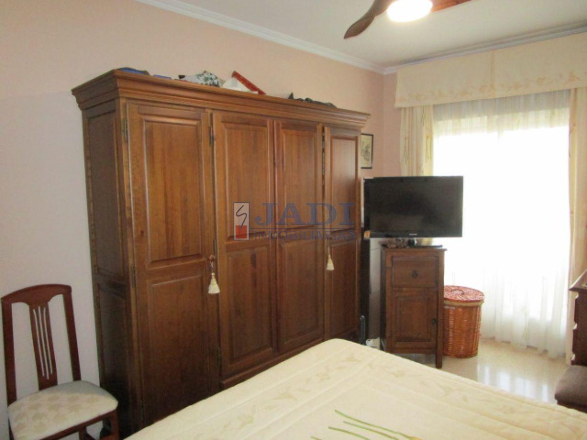 For sale of flat in Valdepeñas