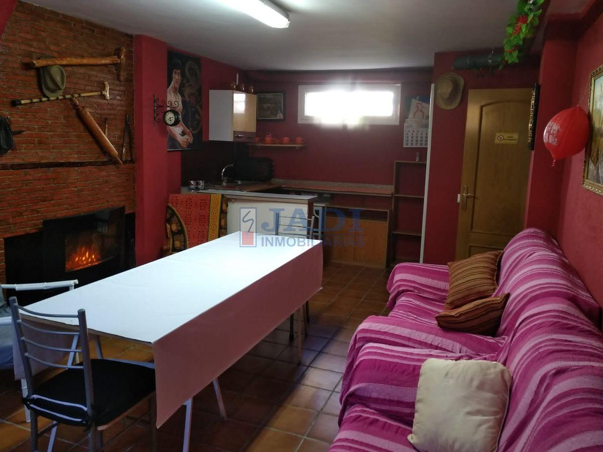 Venta de casa en Valdepeñas