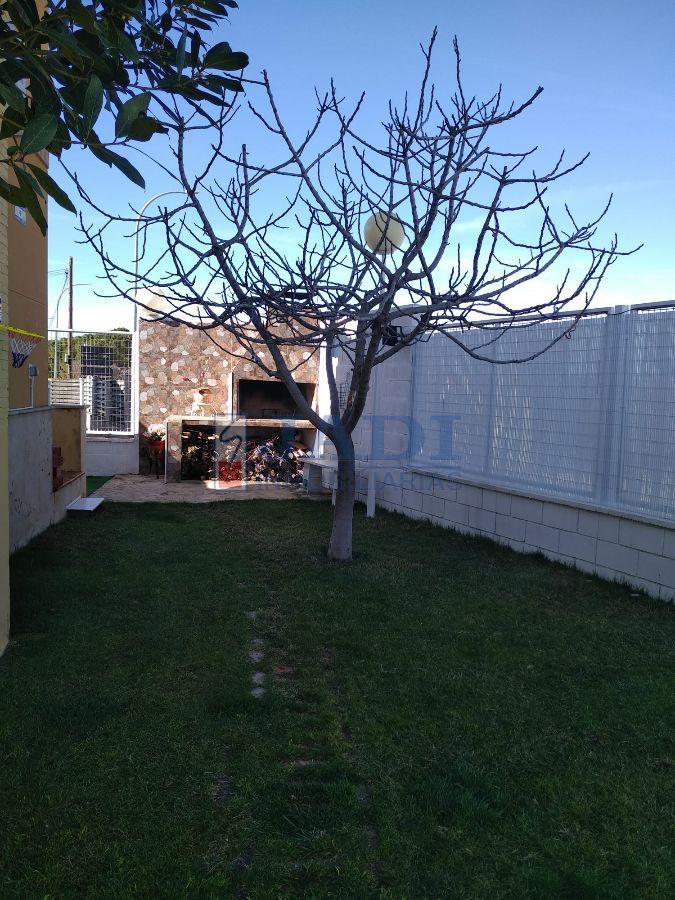 For sale of house in Valdepeñas