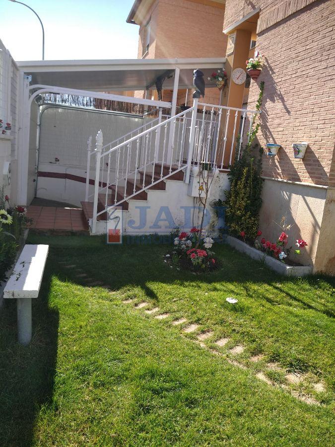 Venta de casa en Valdepeñas