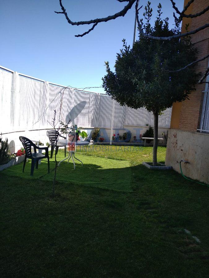 Venta de casa en Valdepeñas