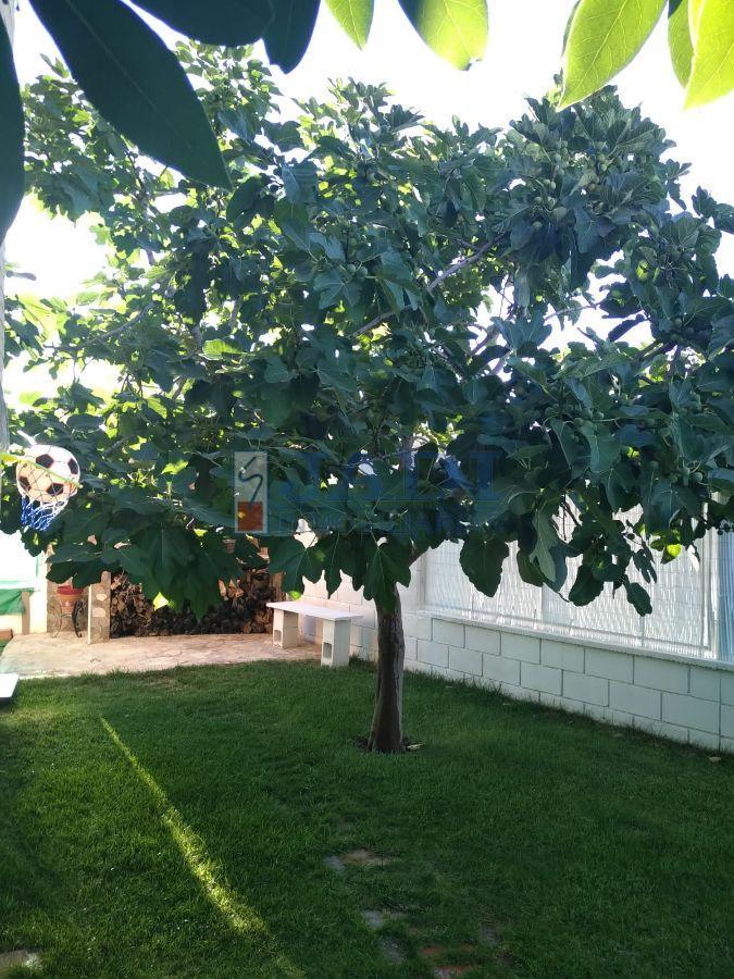 For sale of house in Valdepeñas
