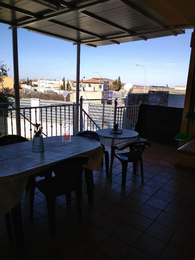 For sale of house in Valdepeñas