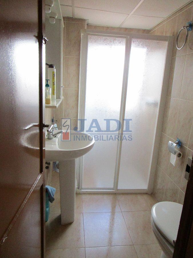 Venta de casa en Valdepeñas