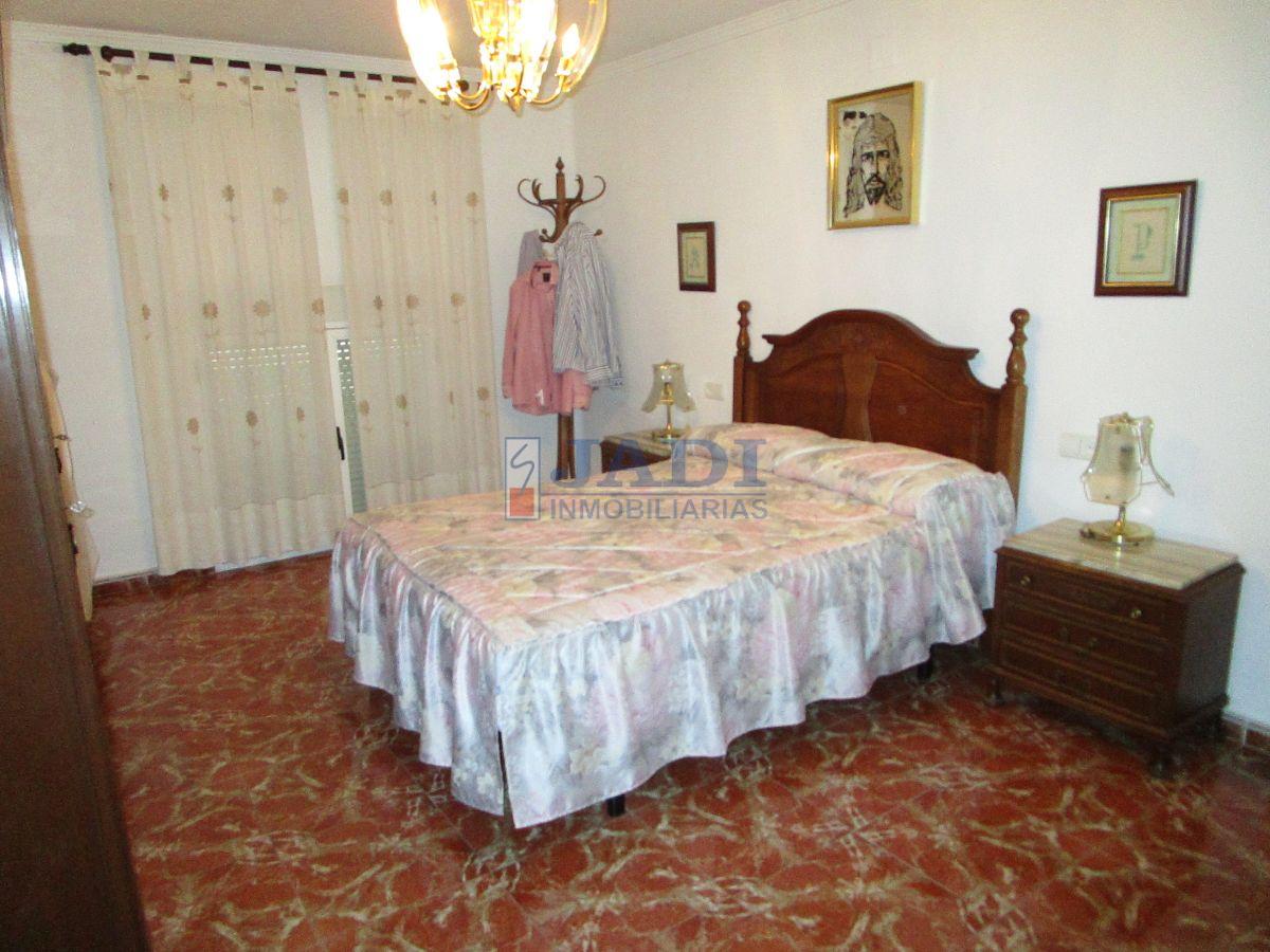 Venta de casa en Valdepeñas
