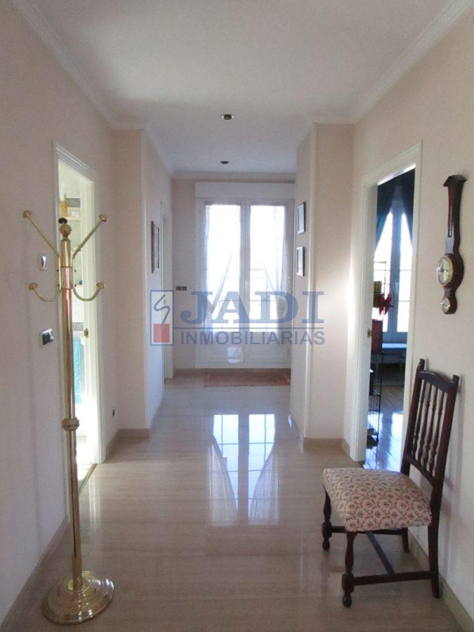 Vendita di chalet in Valdepeñas