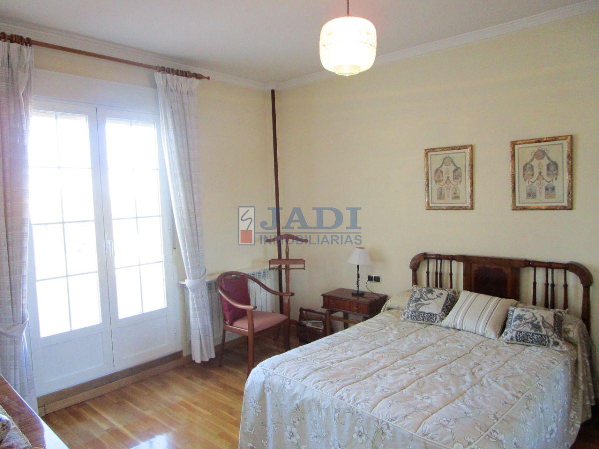 Vendita di chalet in Valdepeñas