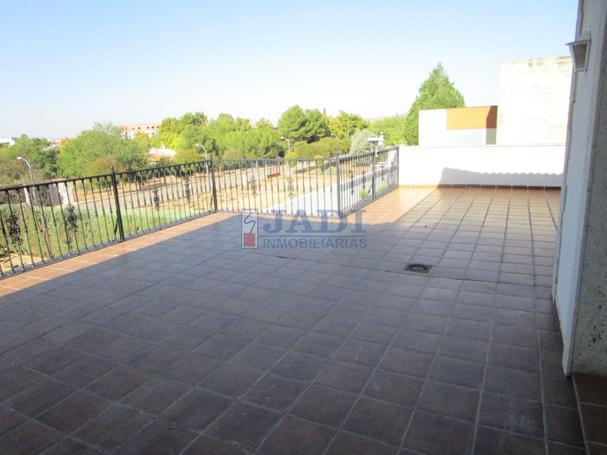 Venta de chalet en Valdepeñas