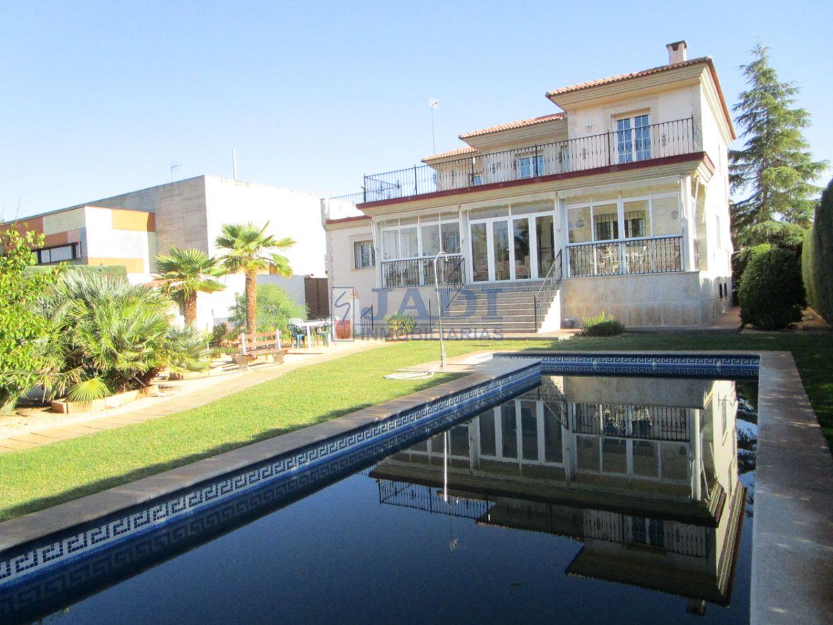 For sale of chalet in Valdepeñas