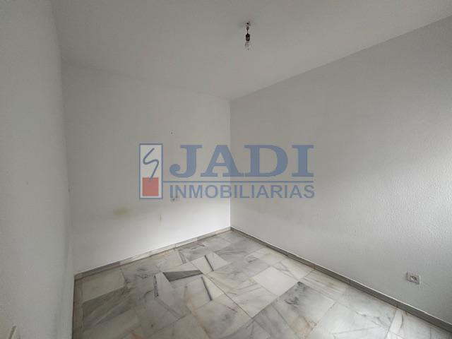 For rent of flat in Valdepeñas