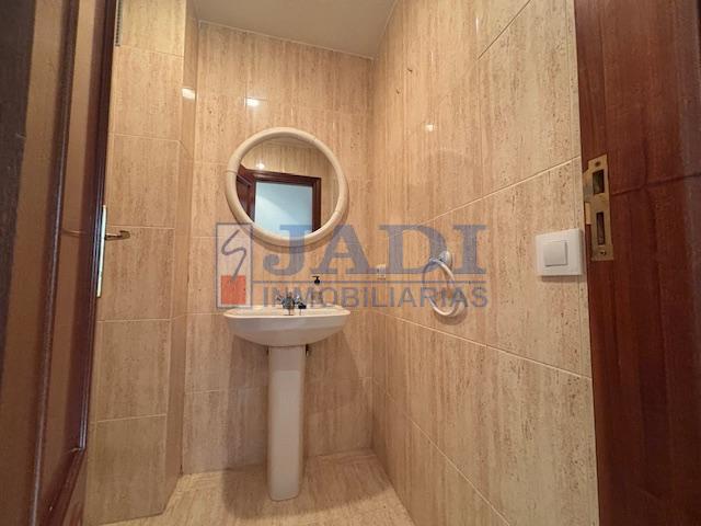 For rent of flat in Valdepeñas