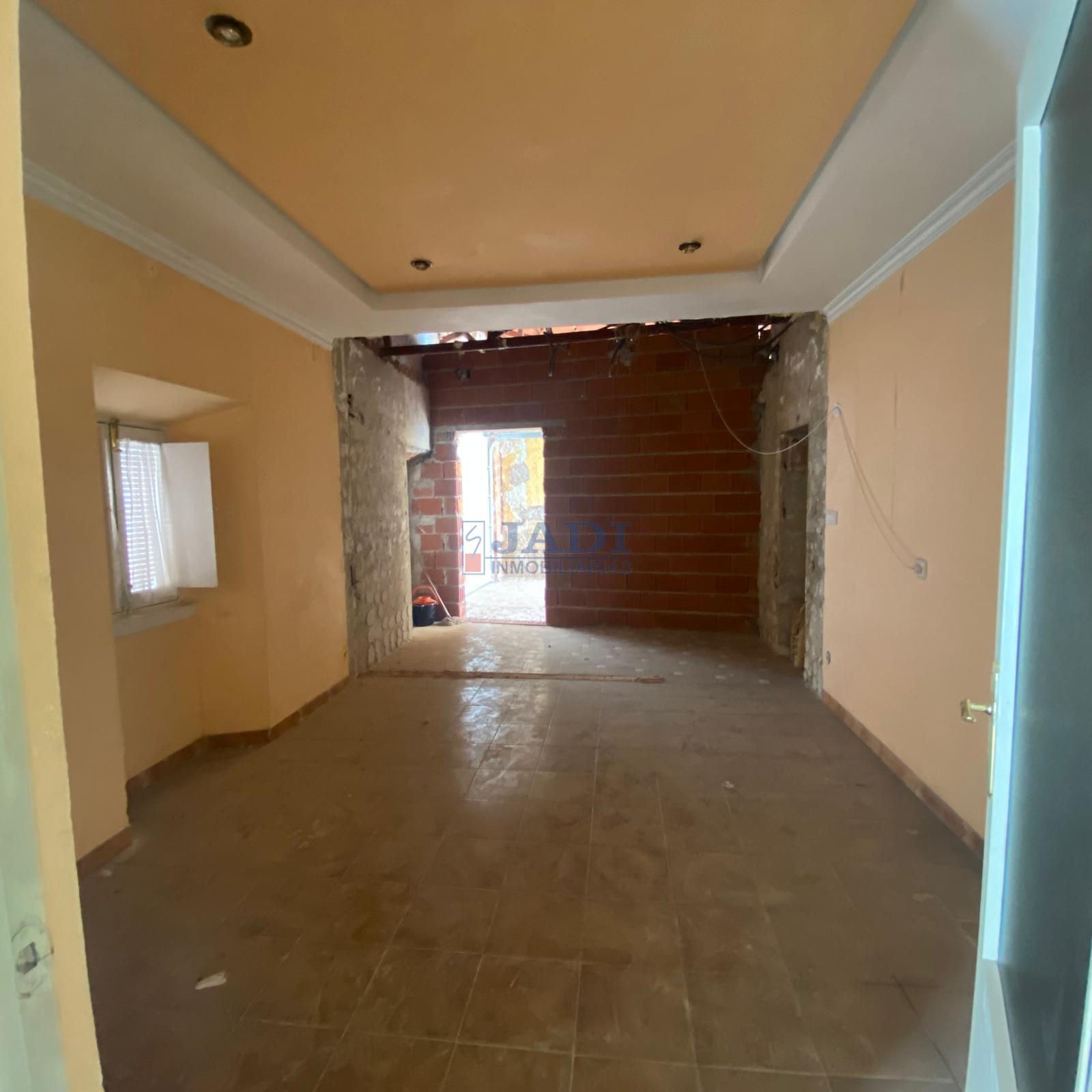 Venta de casa en Valdepeñas