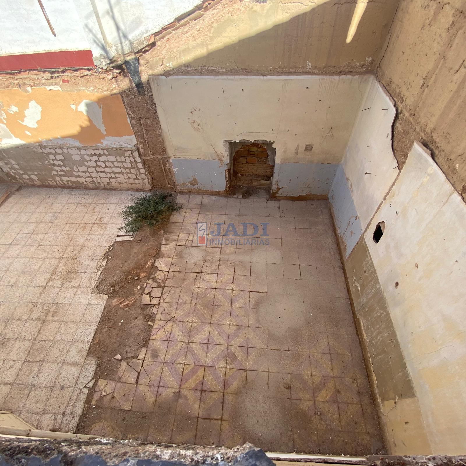 Venta de casa en Valdepeñas