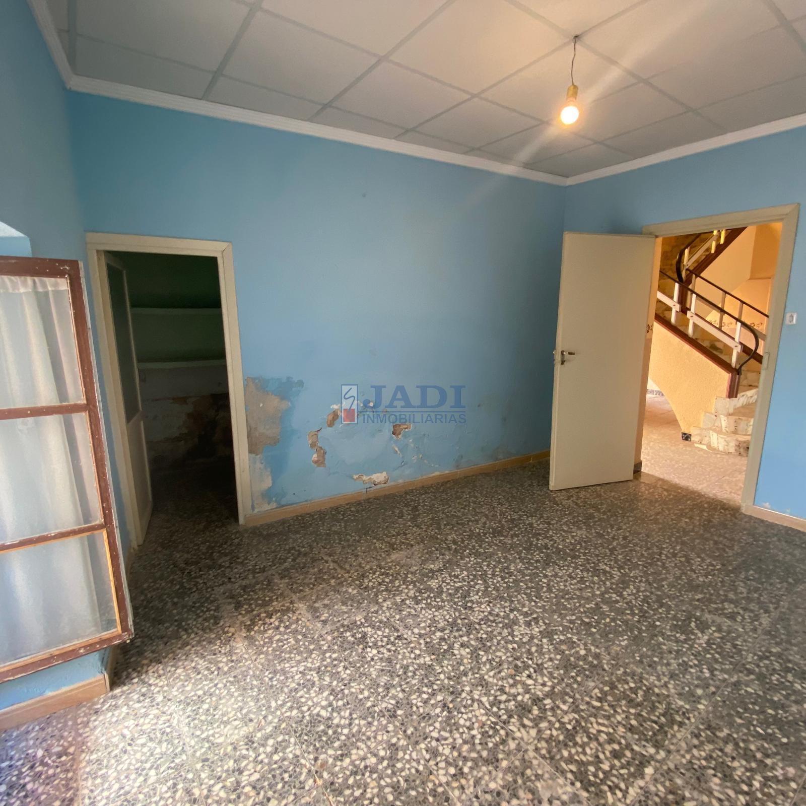 Venta de casa en Valdepeñas