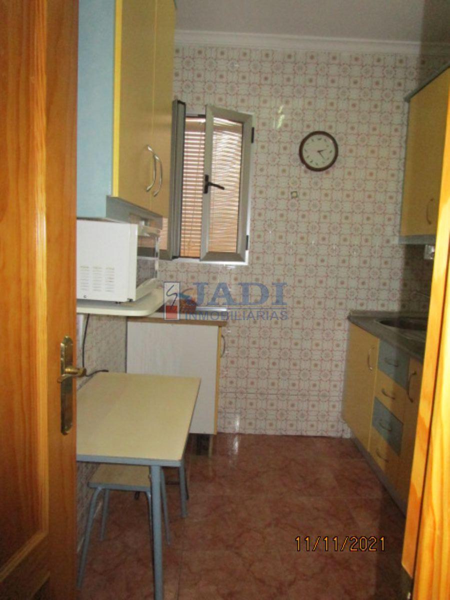 Venta de casa en Valdepeñas