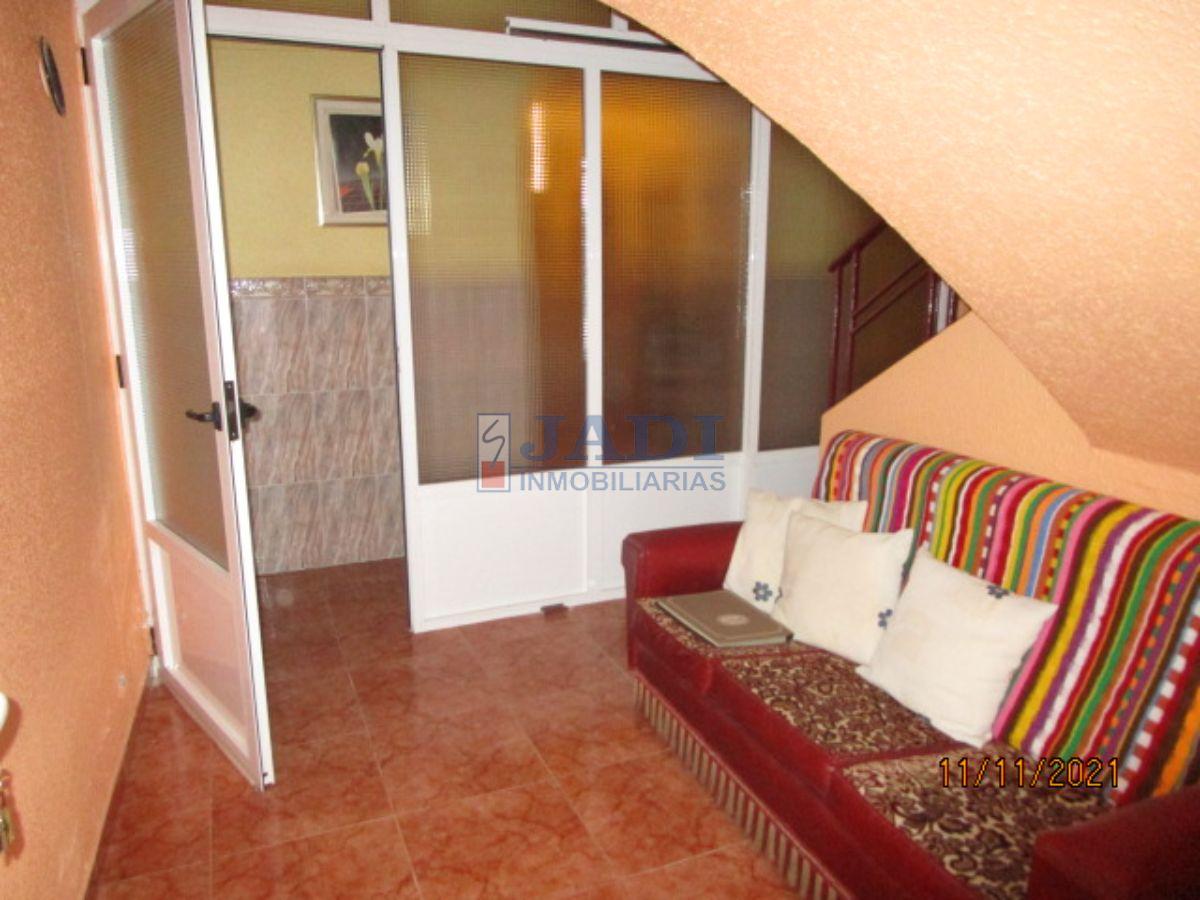 For sale of house in Valdepeñas