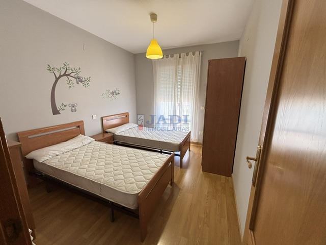 For rent of penthouse in Valdepeñas