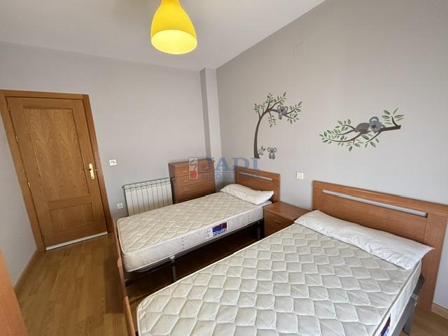 For rent of penthouse in Valdepeñas