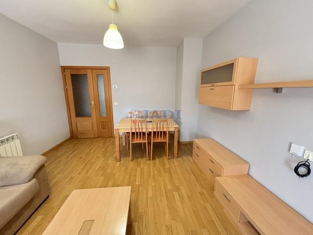 For rent of penthouse in Valdepeñas