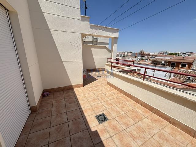 For rent of penthouse in Valdepeñas