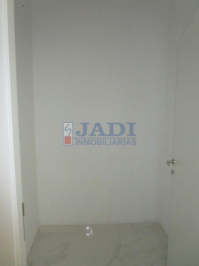 For sale of penthouse in Valdepeñas