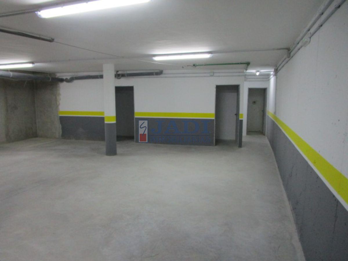 For sale of penthouse in Valdepeñas