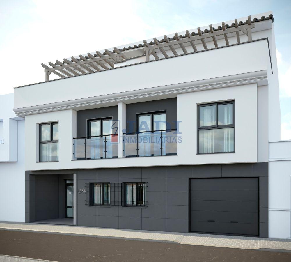 For sale of penthouse in Valdepeñas